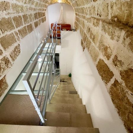 Mediterraneo House- Casa Nel Centro Storico Matino Luaran gambar